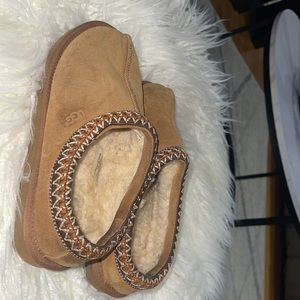 Tasman UGGS Chestnut